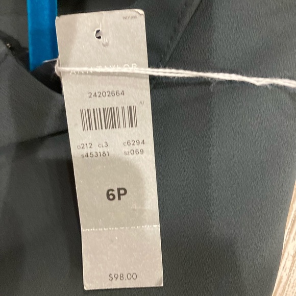 NWT Ann Taylor Blouse with jeweled collar - Picture 6 of 12